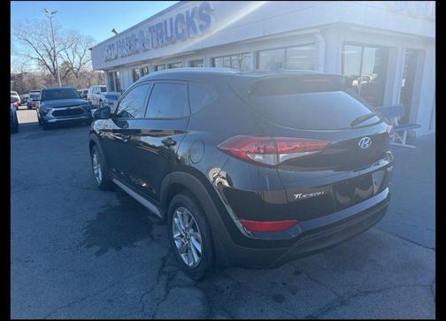 2018 Hyundai TUCSON SEL