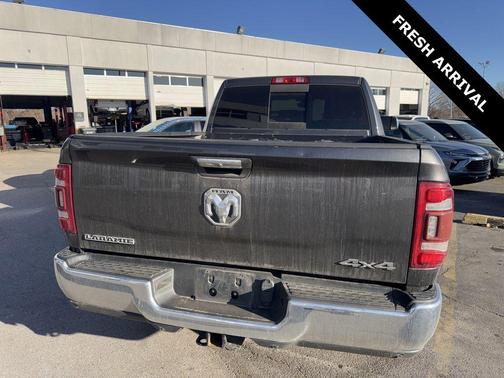 2020 RAM 2500 Laramie Crew Cab 4x4 6'4' Box