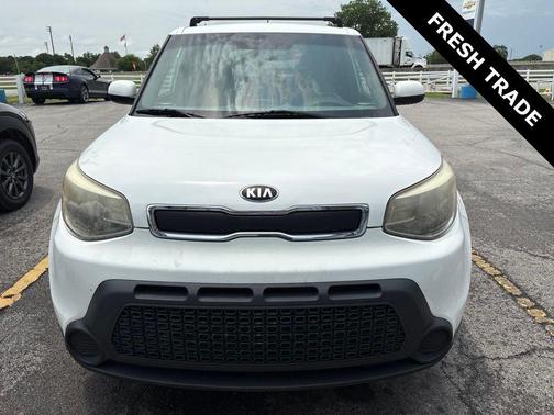 Clear White 2014 Kia Soul Base