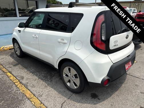 Clear White 2014 Kia Soul Base