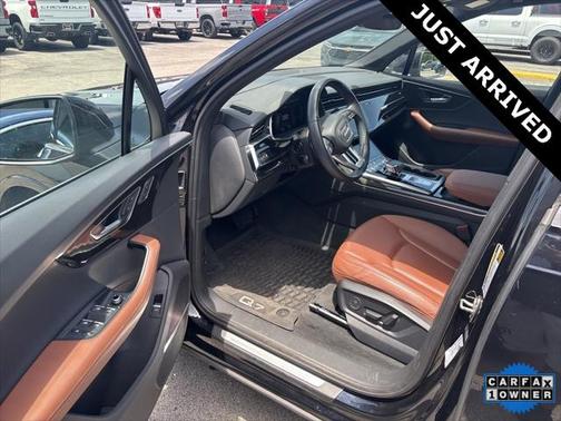 2021 Audi Q7 55 Prestige