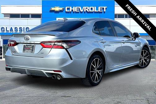 2023 Toyota Camry SE