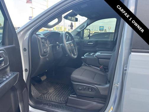 2025 Chevrolet Silverado 2500 Custom