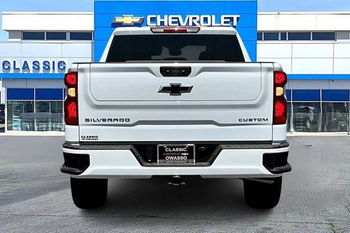 2026 Chevrolet Silverado 1500 Custom