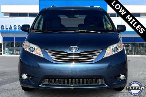2016 Toyota Sienna XLE
