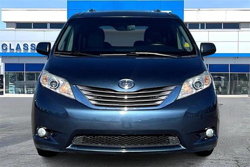 2016 Toyota Sienna XLE