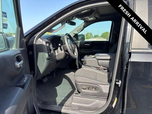 Black 2024 Chevrolet Silverado 1500 Custom