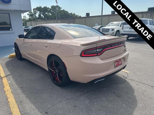 2017 Dodge Charger SE