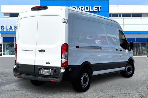 2018 Ford Transit-250 Base