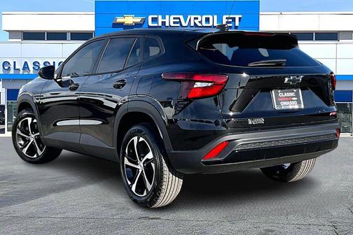 Mosaic Black Metallic 2026 Chevrolet Trax FWD 1RS