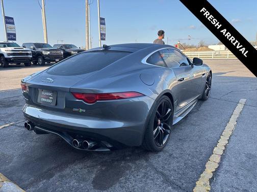 2017 Jaguar F-TYPE R