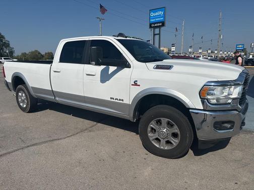 2021 RAM 3500 Big Horn Crew Cab 4x4 8' Box
