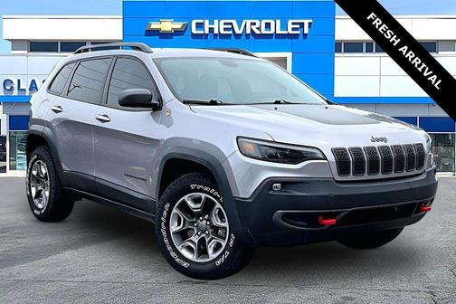 Billet Silver Metallic Clearcoat 2019 Jeep Cherokee Trailhawk