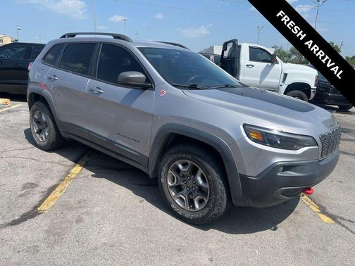 Billet Silver Metallic Clearcoat 2019 Jeep Cherokee Trailhawk
