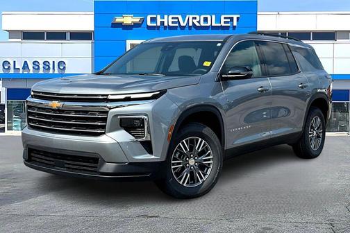 Sterling Gray Metallic 2026 Chevrolet Traverse LT