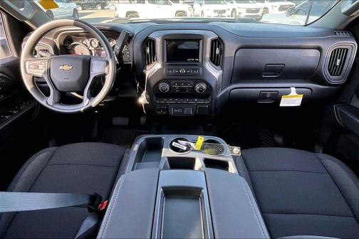 Summit White 2026 Chevrolet Silverado 2500 Custom