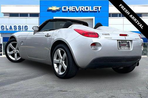 Cool (Liquid Silver Metallic) 2007 Pontiac Solstice Base