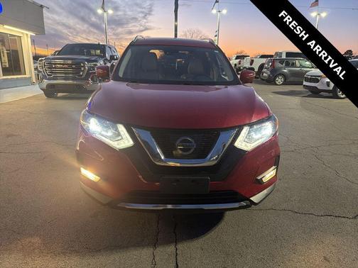2017 Nissan Rogue SL
