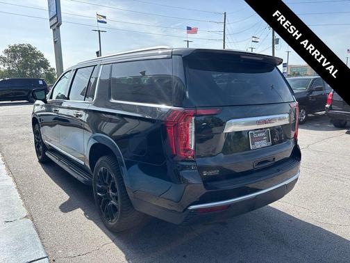 Onyx Black 2023 GMC Yukon XL Denali
