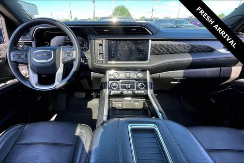 Onyx Black 2023 GMC Yukon XL Denali