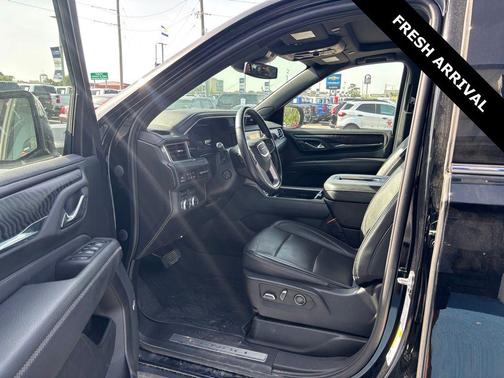 Onyx Black 2023 GMC Yukon XL Denali