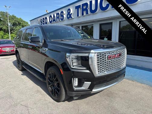 Onyx Black 2023 GMC Yukon XL Denali