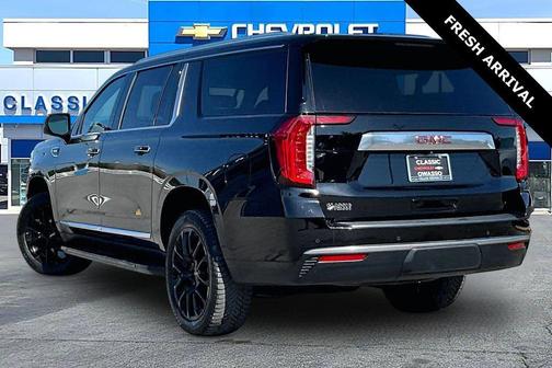 Onyx Black 2023 GMC Yukon XL Denali