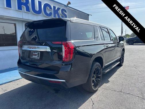 Onyx Black 2023 GMC Yukon XL Denali