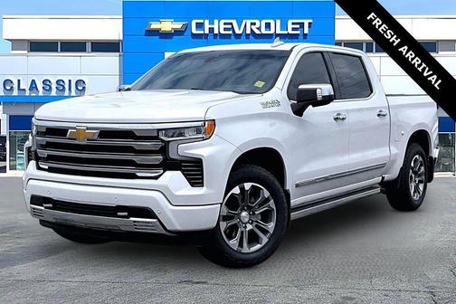 Iridescent Pearl Tricoat 2024 Chevrolet Silverado 1500 High Country