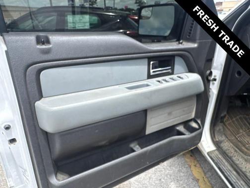 OXFORD WHITE 2012 Ford F-150 XL