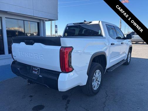 2022 Toyota Tundra SR5