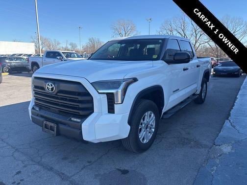 2022 Toyota Tundra SR5