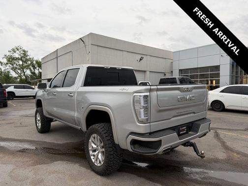 Quicksilver Metallic 2019 GMC Sierra 1500 SLT