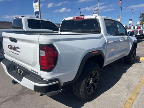 2024 GMC Canyon Elevation