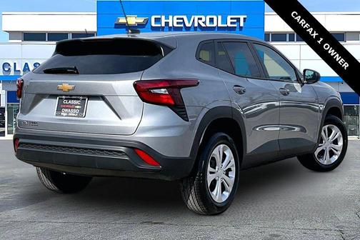 2025 Chevrolet Trax LS