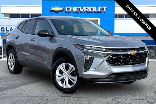 2025 Chevrolet Trax LS