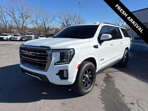 2021 GMC Yukon XL 4WD AT4