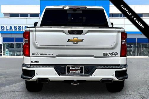 Iridescent Pearl Tricoat 2021 Chevrolet Silverado 1500 High Country