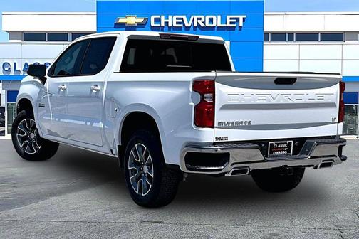 Summit White 2026 Chevrolet Silverado 1500 LT