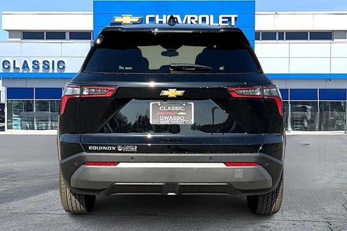 Mosaic Black Metallic 2026 Chevrolet Equinox 1LT