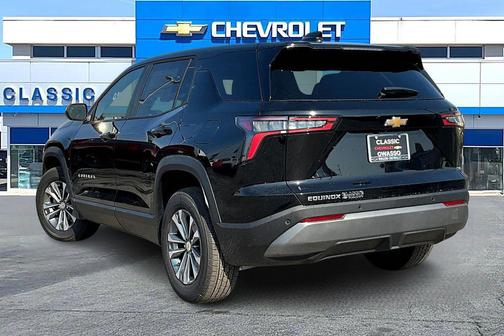 Mosaic Black Metallic 2026 Chevrolet Equinox 1LT