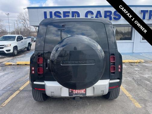 2024 Land Rover Defender 110 P400 S