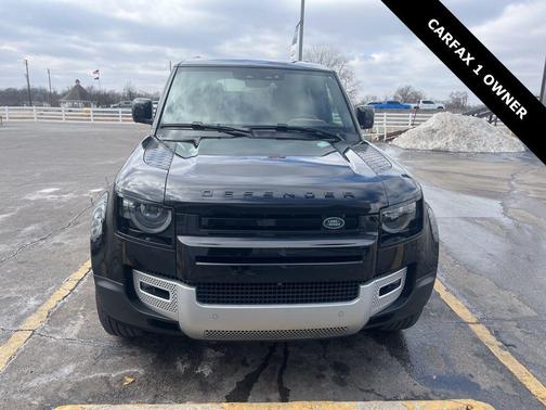 2024 Land Rover Defender 110 P400 S