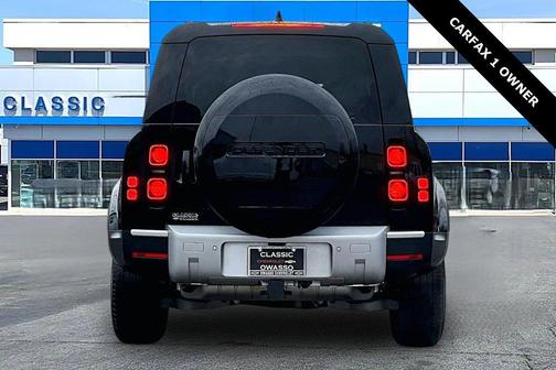 2024 Land Rover Defender 110 P400 S