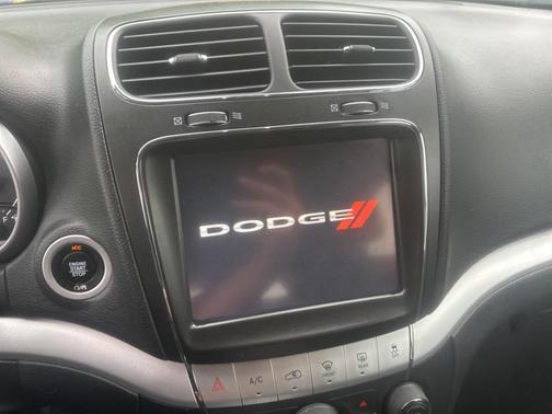 Vice White 2018 Dodge Journey GT