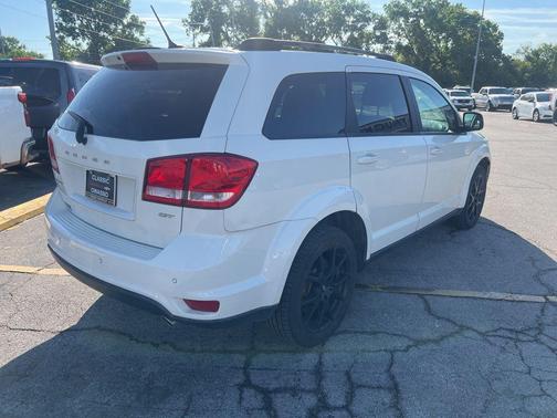 Vice White 2018 Dodge Journey GT