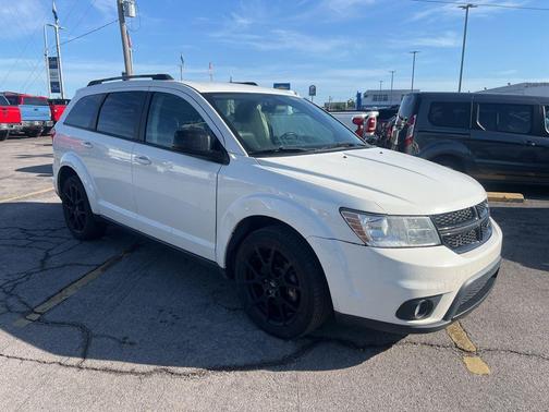 Vice White 2018 Dodge Journey GT