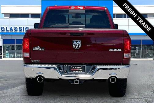 Red Pearl 2017 RAM 1500 Big Horn