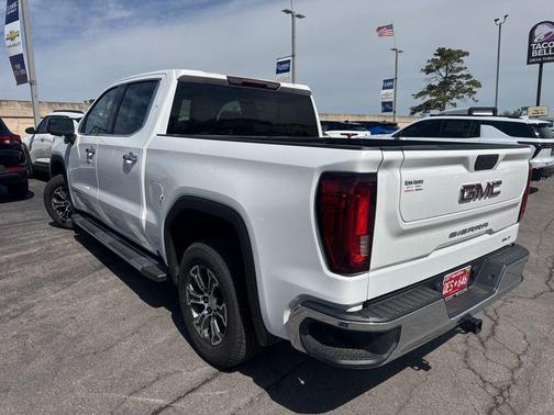Summit White 2021 GMC Sierra 1500 SLT
