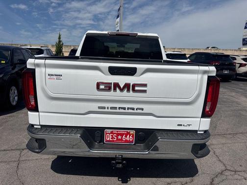 Summit White 2021 GMC Sierra 1500 SLT